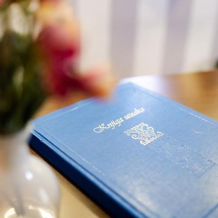 Luka De Luka Suites Belgrado Buitenkant foto