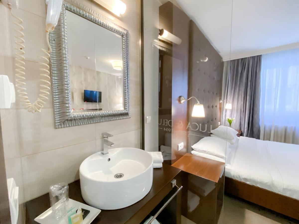 Luka De Luka Suites Belgrado Buitenkant foto