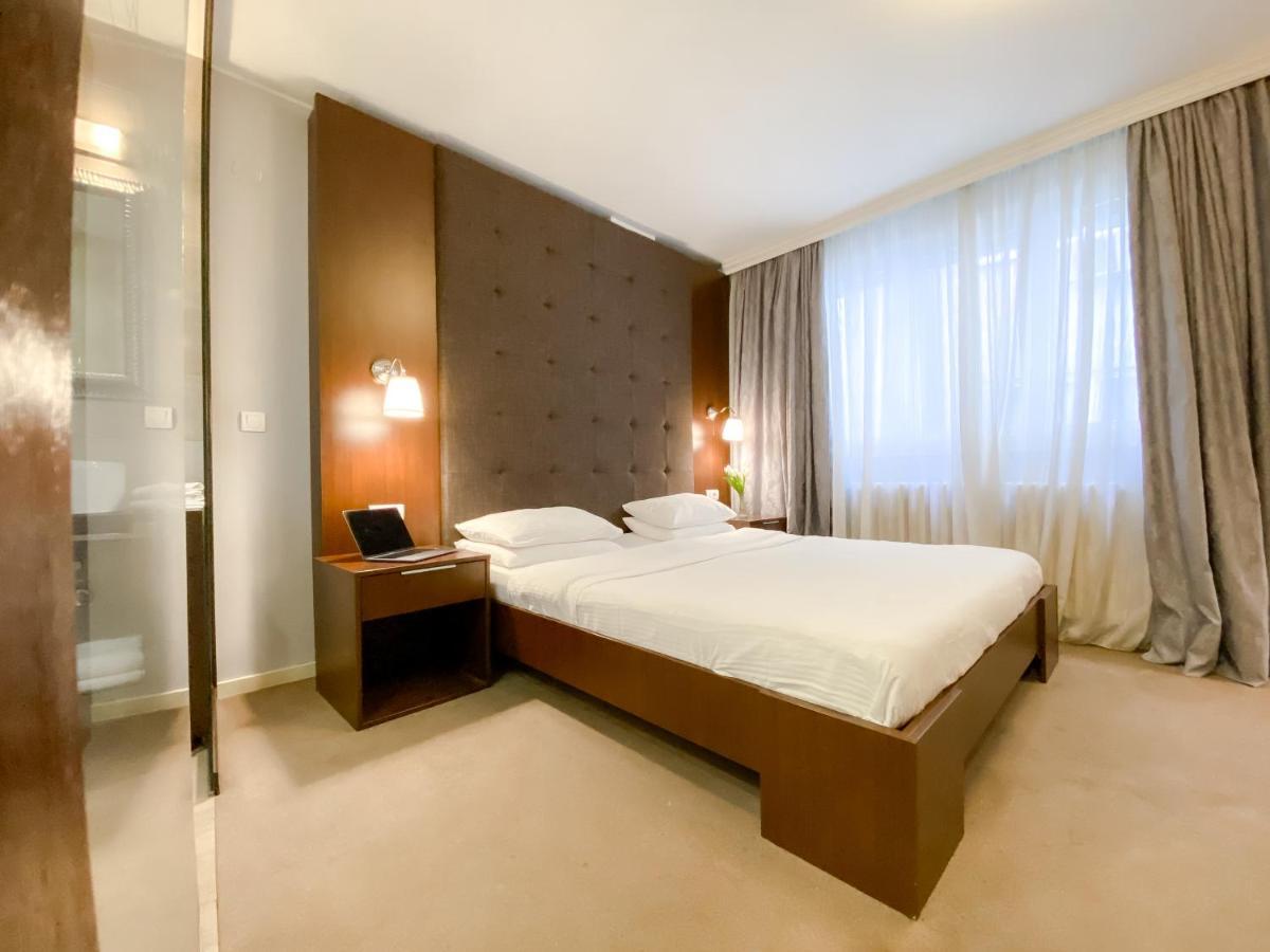 Luka De Luka Suites Belgrado Buitenkant foto