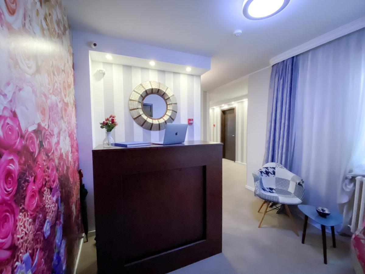 Luka De Luka Suites Belgrado Buitenkant foto
