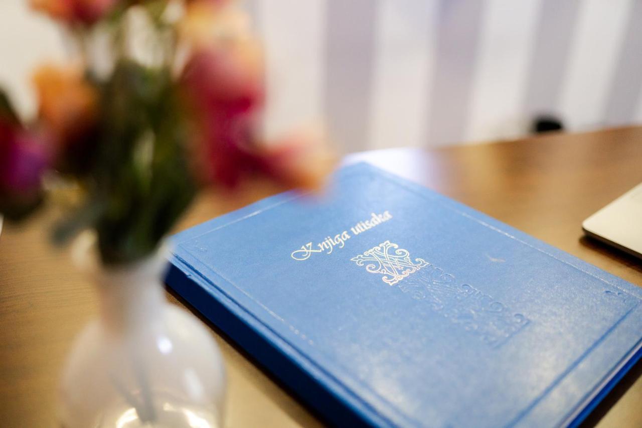 Luka De Luka Suites Belgrado Buitenkant foto