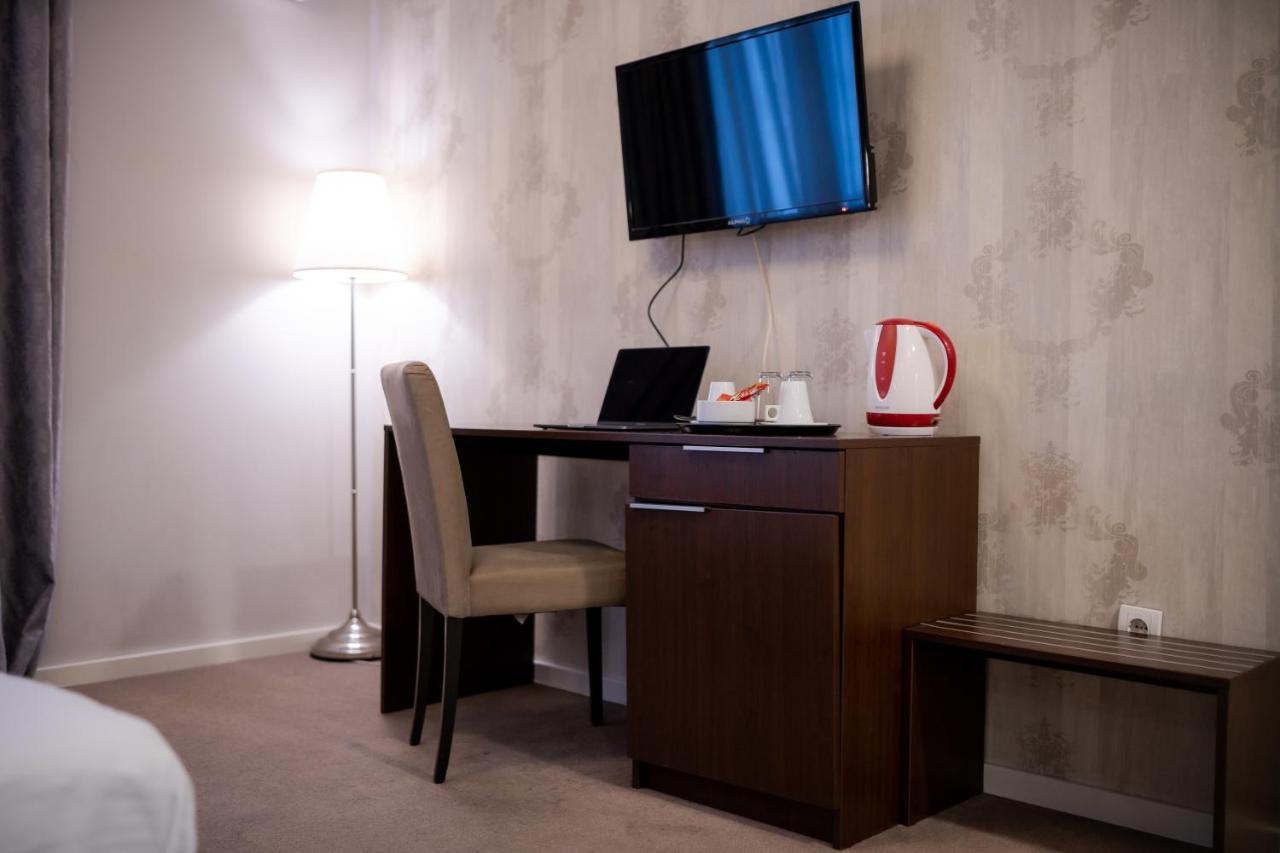 Luka De Luka Suites Belgrado Buitenkant foto